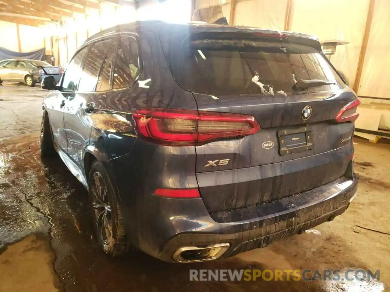 3 Photograph of a damaged car 5UXCR6C50KLK87045 BMW X5 2019