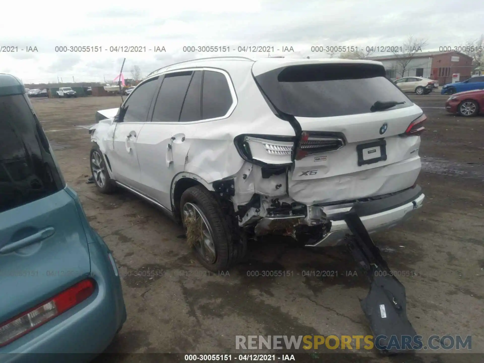 3 Photograph of a damaged car 5UXCR6C50KLK87479 BMW X5 2019