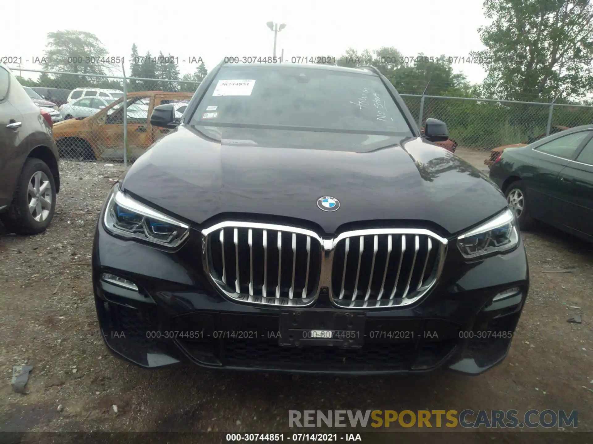 6 Photograph of a damaged car 5UXCR6C50KLK89801 BMW X5 2019