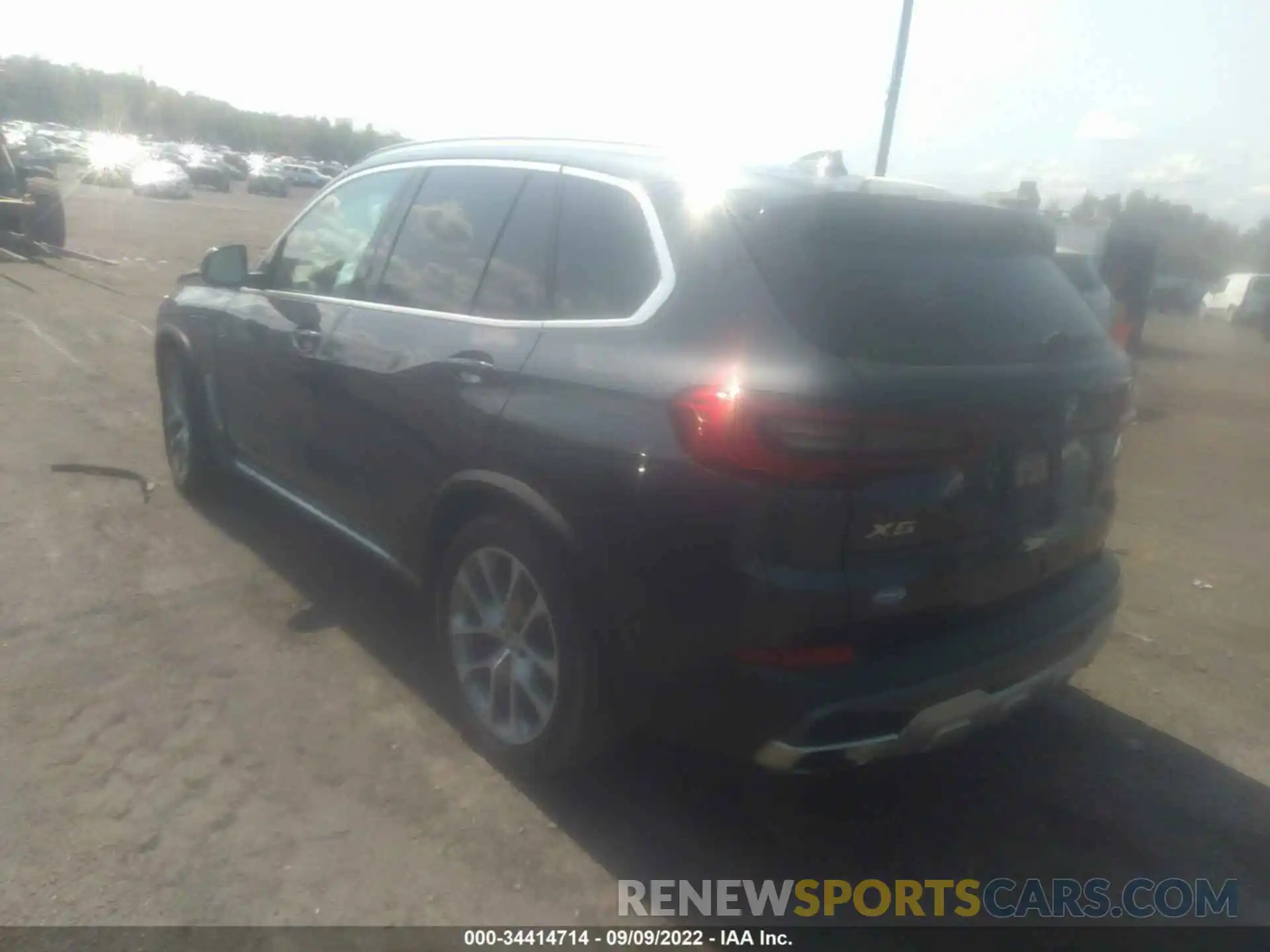 3 Photograph of a damaged car 5UXCR6C50KLL09979 BMW X5 2019