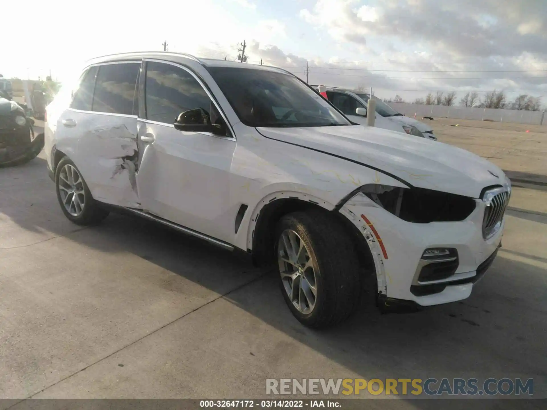 1 Photograph of a damaged car 5UXCR6C50KLL10758 BMW X5 2019