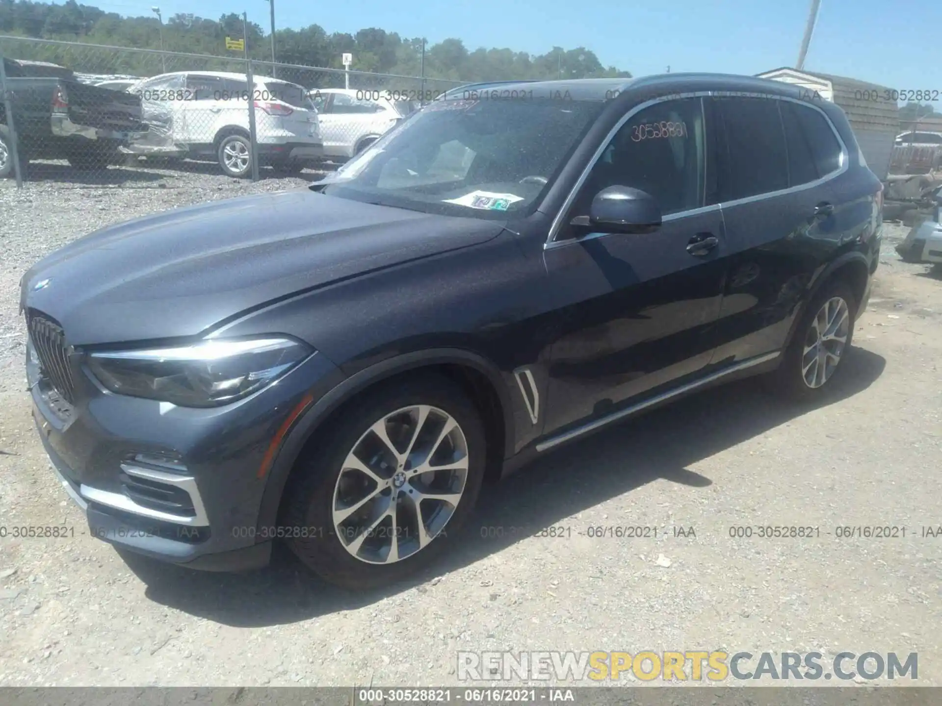 2 Photograph of a damaged car 5UXCR6C50KLL11019 BMW X5 2019