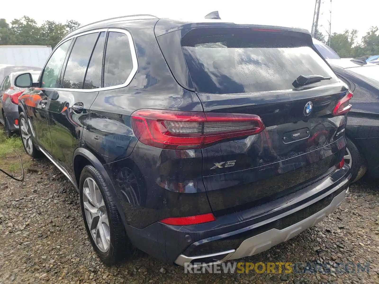 3 Photograph of a damaged car 5UXCR6C50KLL11151 BMW X5 2019