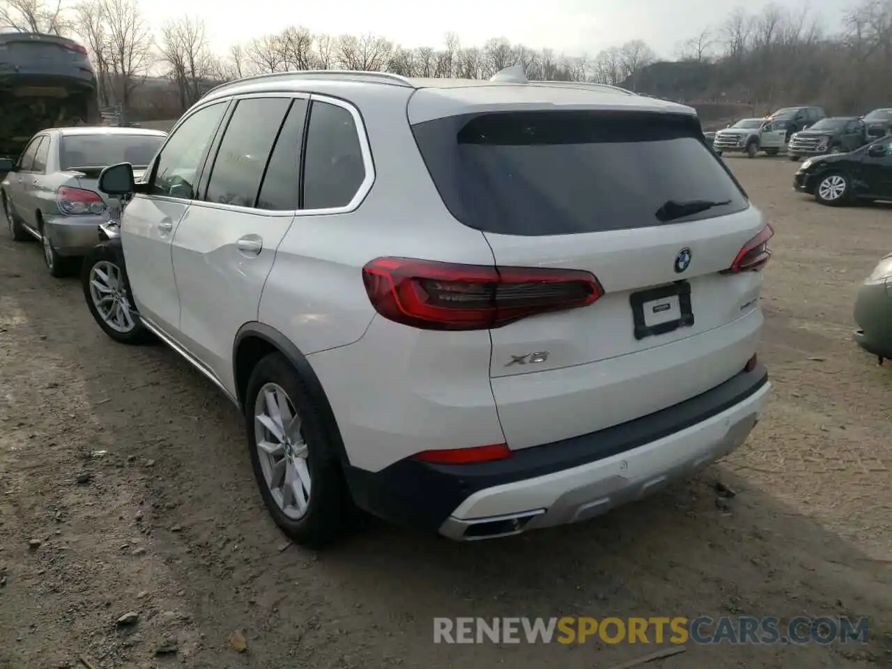 3 Photograph of a damaged car 5UXCR6C50KLL13398 BMW X5 2019