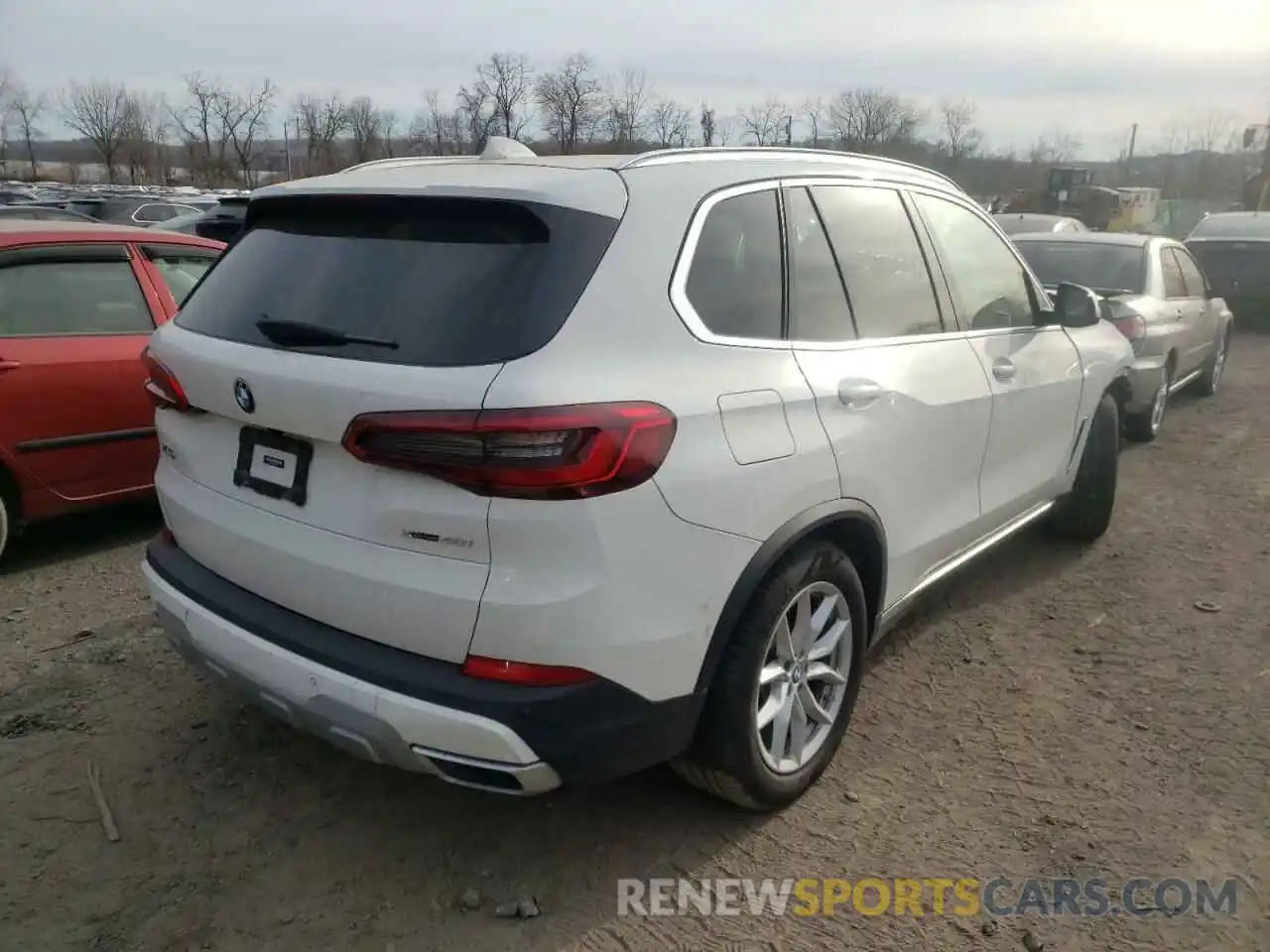 4 Photograph of a damaged car 5UXCR6C50KLL13398 BMW X5 2019