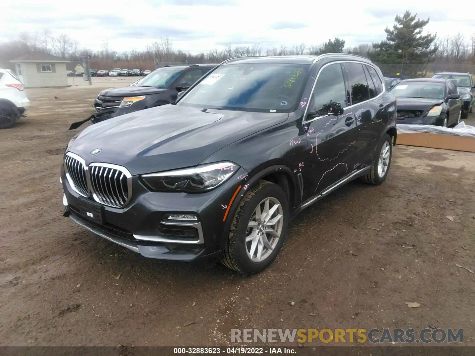 2 Фотография поврежденного автомобиля 5UXCR6C50KLL21064 BMW X5 2019