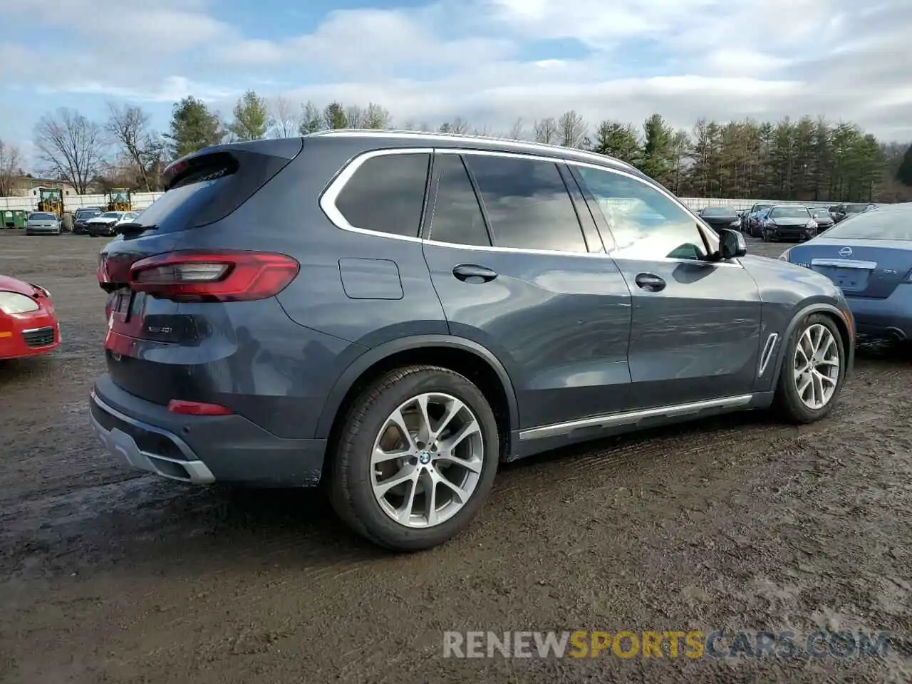 3 Photograph of a damaged car 5UXCR6C50KLL23204 BMW X5 2019