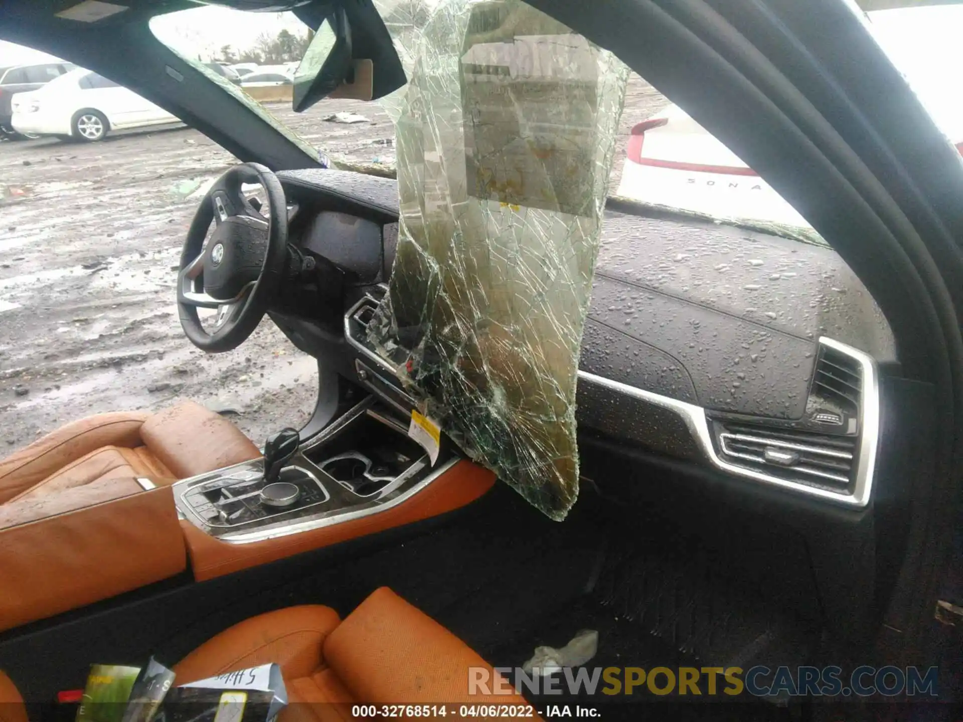 5 Photograph of a damaged car 5UXCR6C50KLL27074 BMW X5 2019