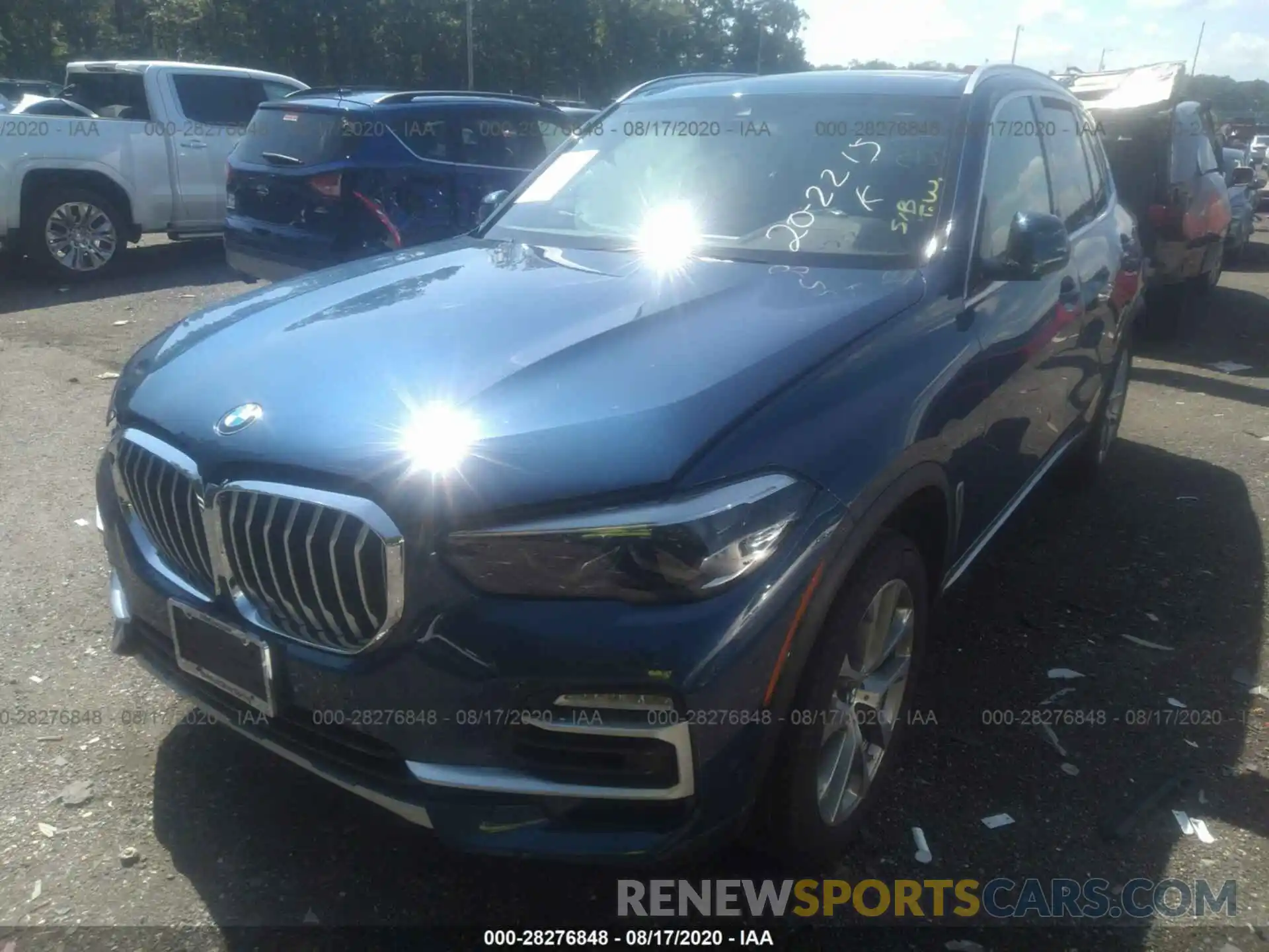 2 Фотография поврежденного автомобиля 5UXCR6C50KLL27916 BMW X5 2019