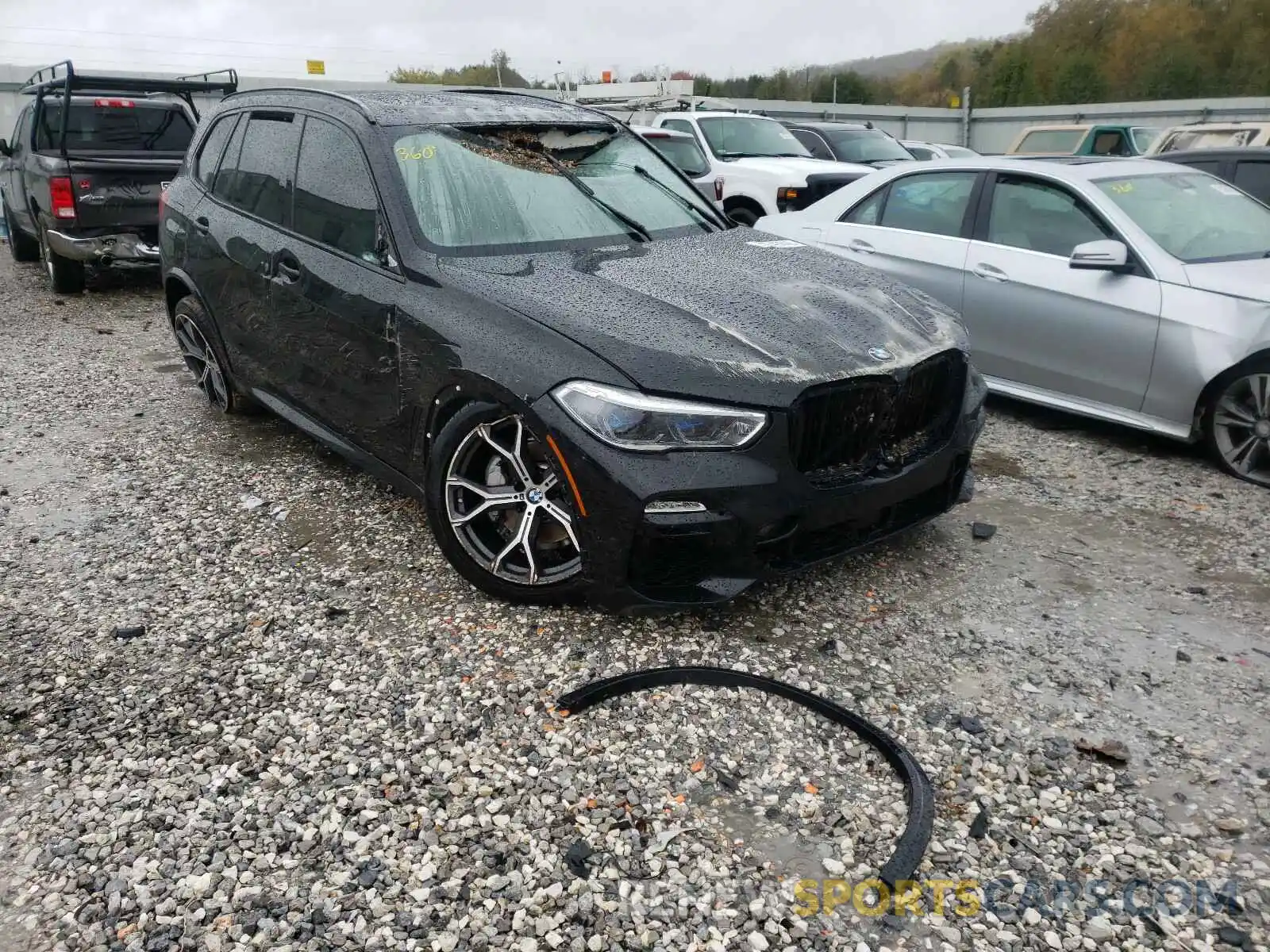1 Фотография поврежденного автомобиля 5UXCR6C50KLL53769 BMW X5 2019