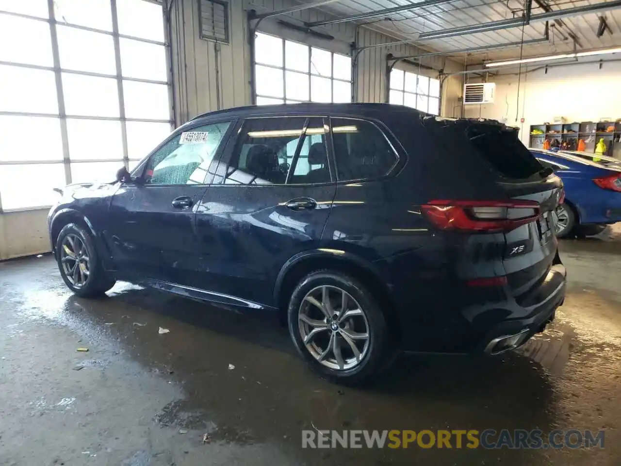 2 Фотография поврежденного автомобиля 5UXCR6C50KLL53772 BMW X5 2019