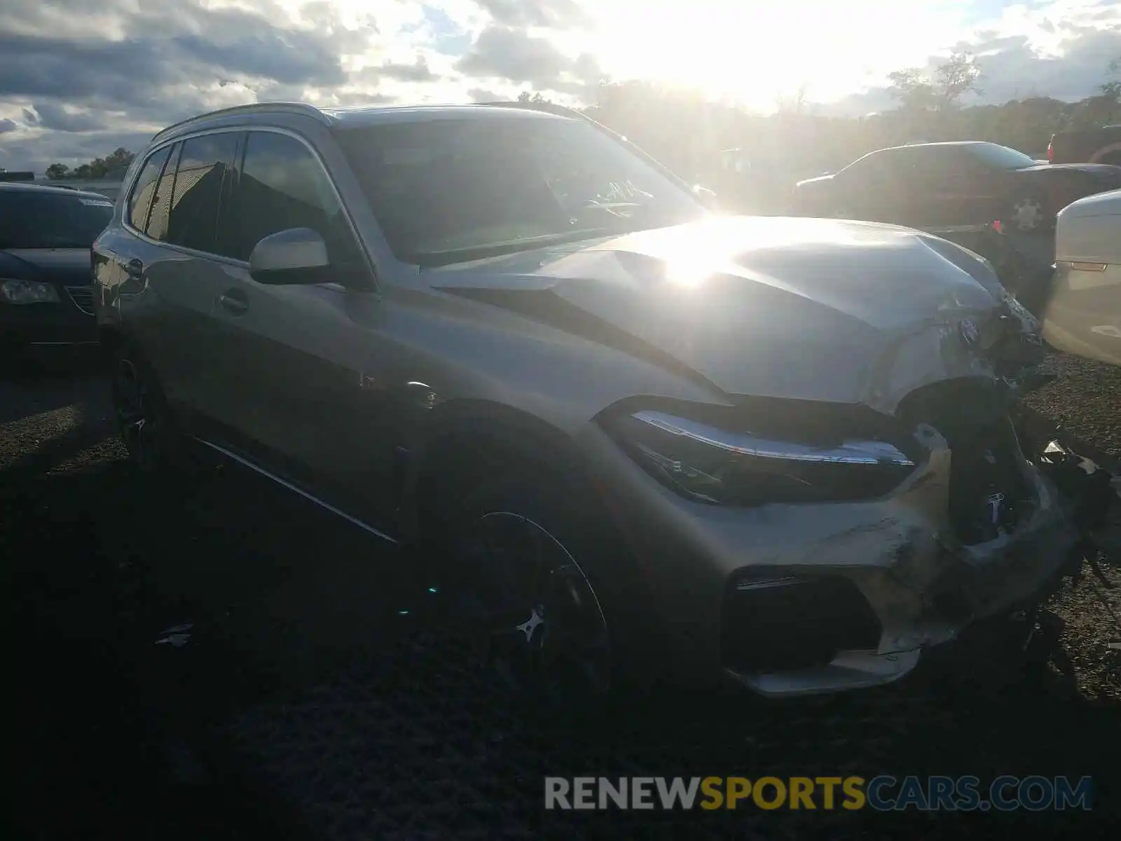 1 Фотография поврежденного автомобиля 5UXCR6C50KLL61094 BMW X5 2019
