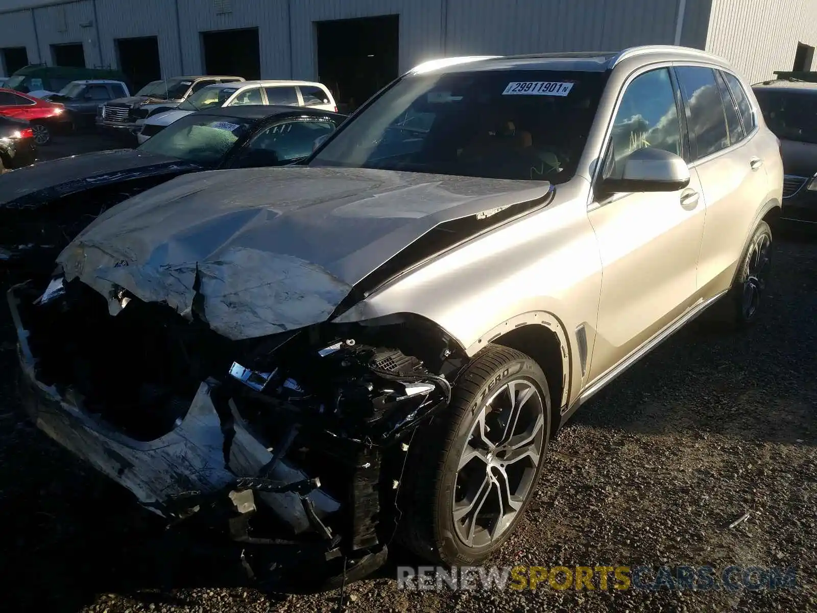 2 Фотография поврежденного автомобиля 5UXCR6C50KLL61094 BMW X5 2019