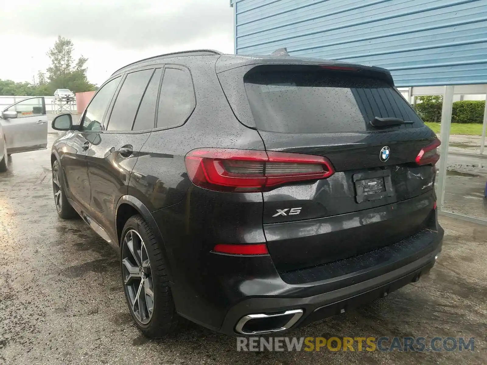 3 Photograph of a damaged car 5UXCR6C50KLL64156 BMW X5 2019