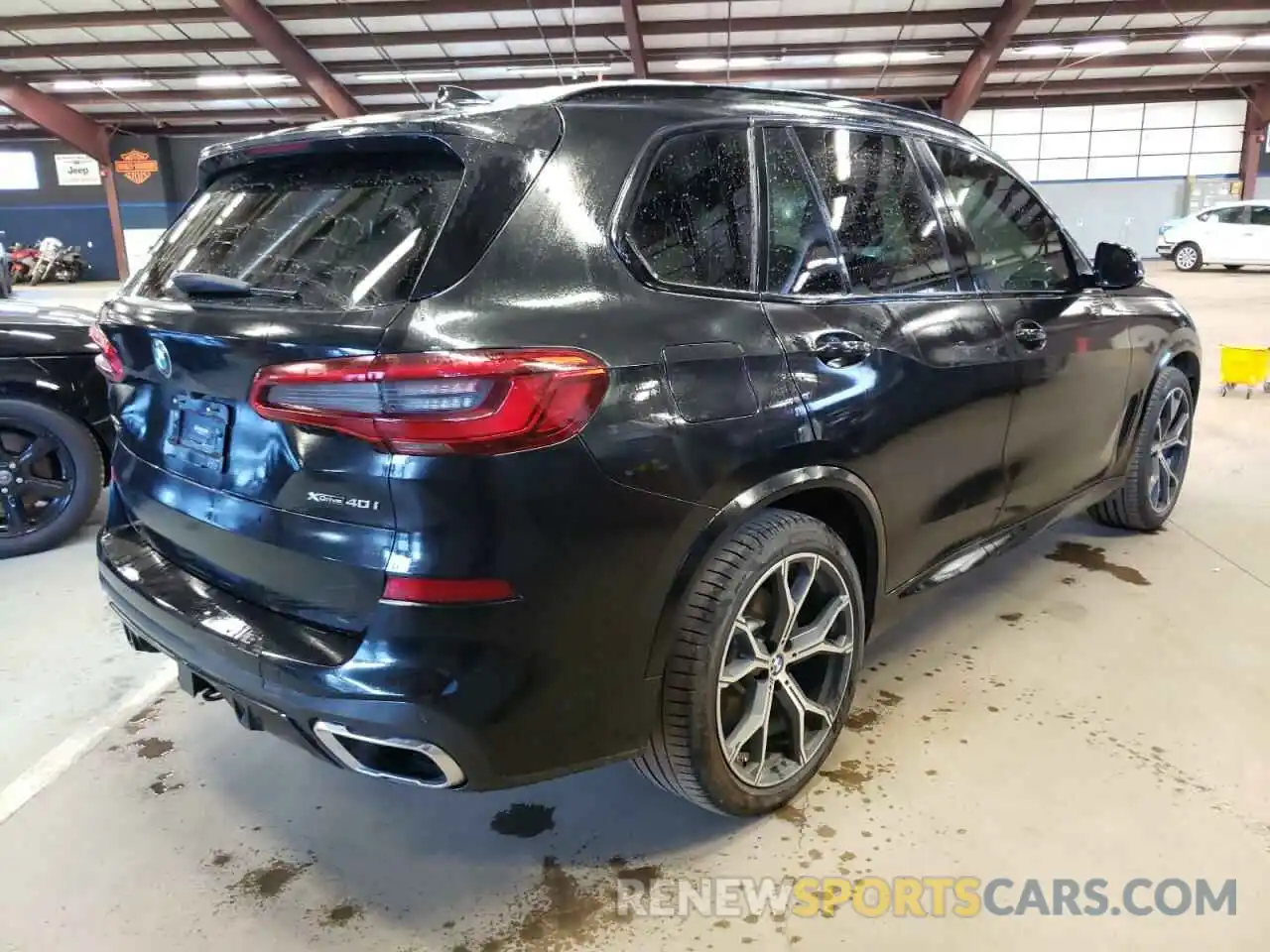 4 Photograph of a damaged car 5UXCR6C51KLK79715 BMW X5 2019