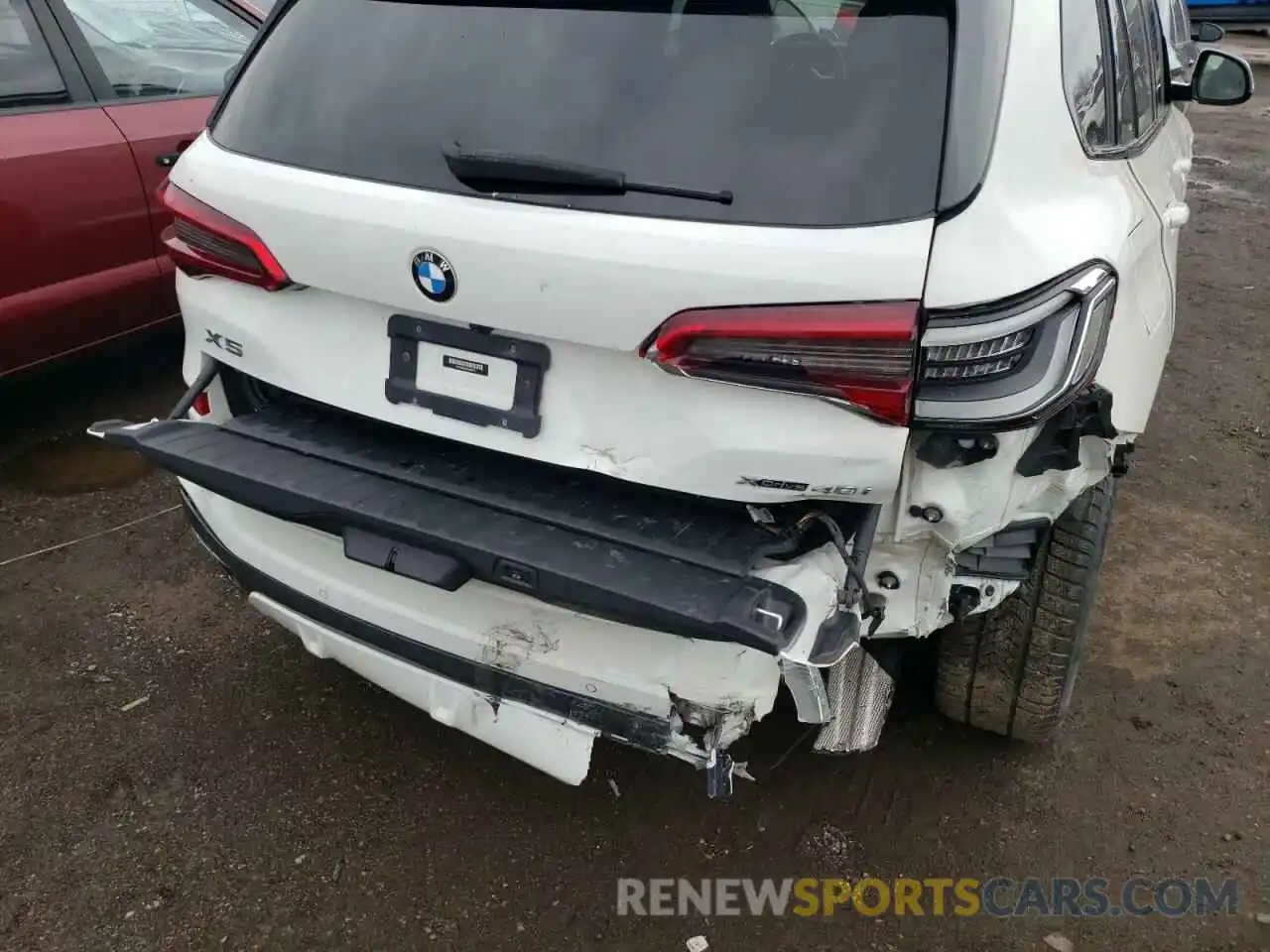 9 Photograph of a damaged car 5UXCR6C51KLK82050 BMW X5 2019