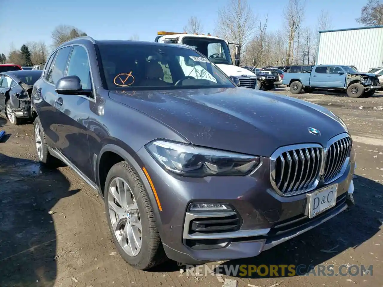 1 Photograph of a damaged car 5UXCR6C51KLK82923 BMW X5 2019