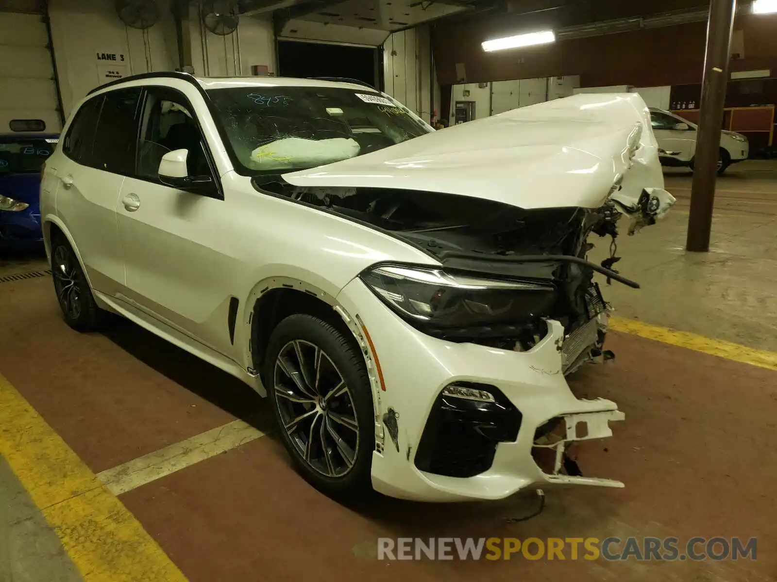 1 Photograph of a damaged car 5UXCR6C51KLK84803 BMW X5 2019