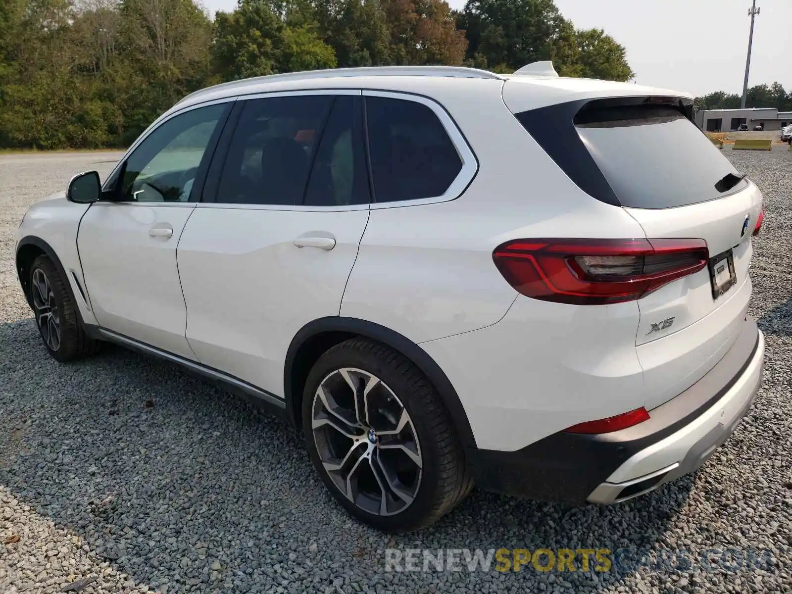 3 Photograph of a damaged car 5UXCR6C51KLK86910 BMW X5 2019