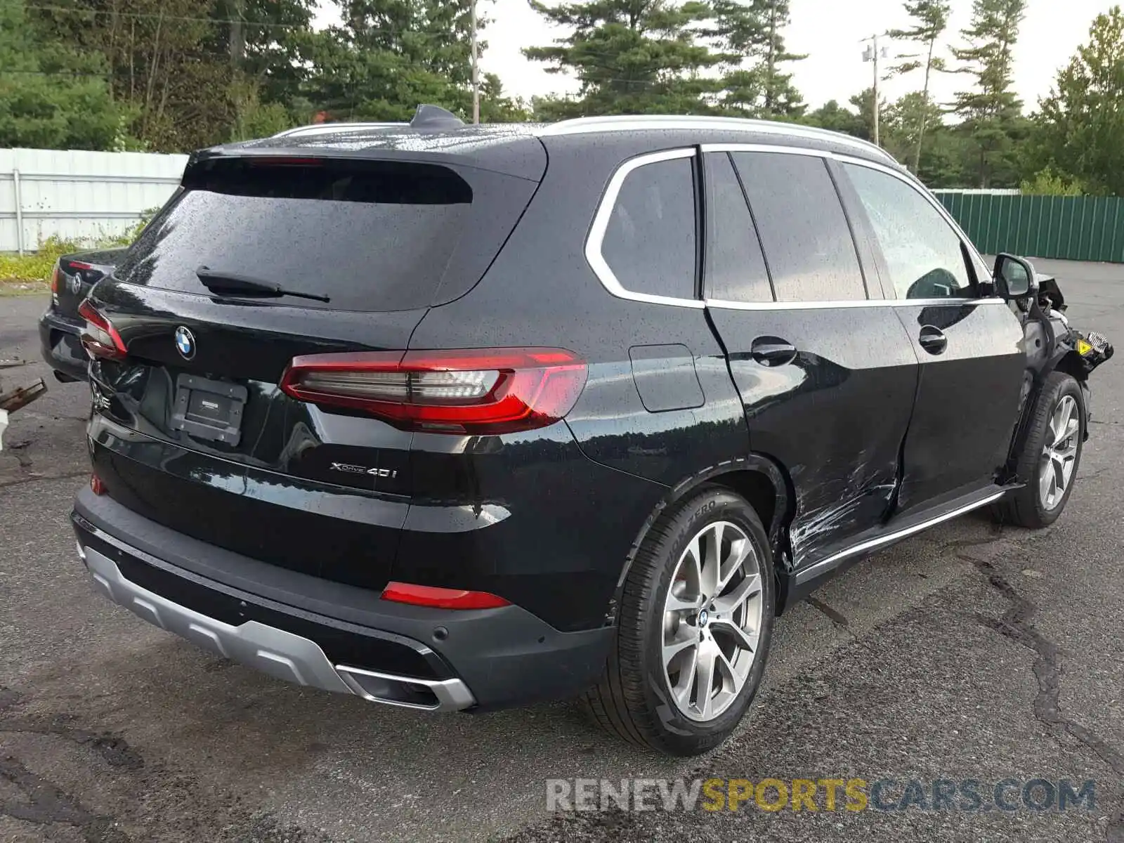 4 Photograph of a damaged car 5UXCR6C51KLK87801 BMW X5 2019