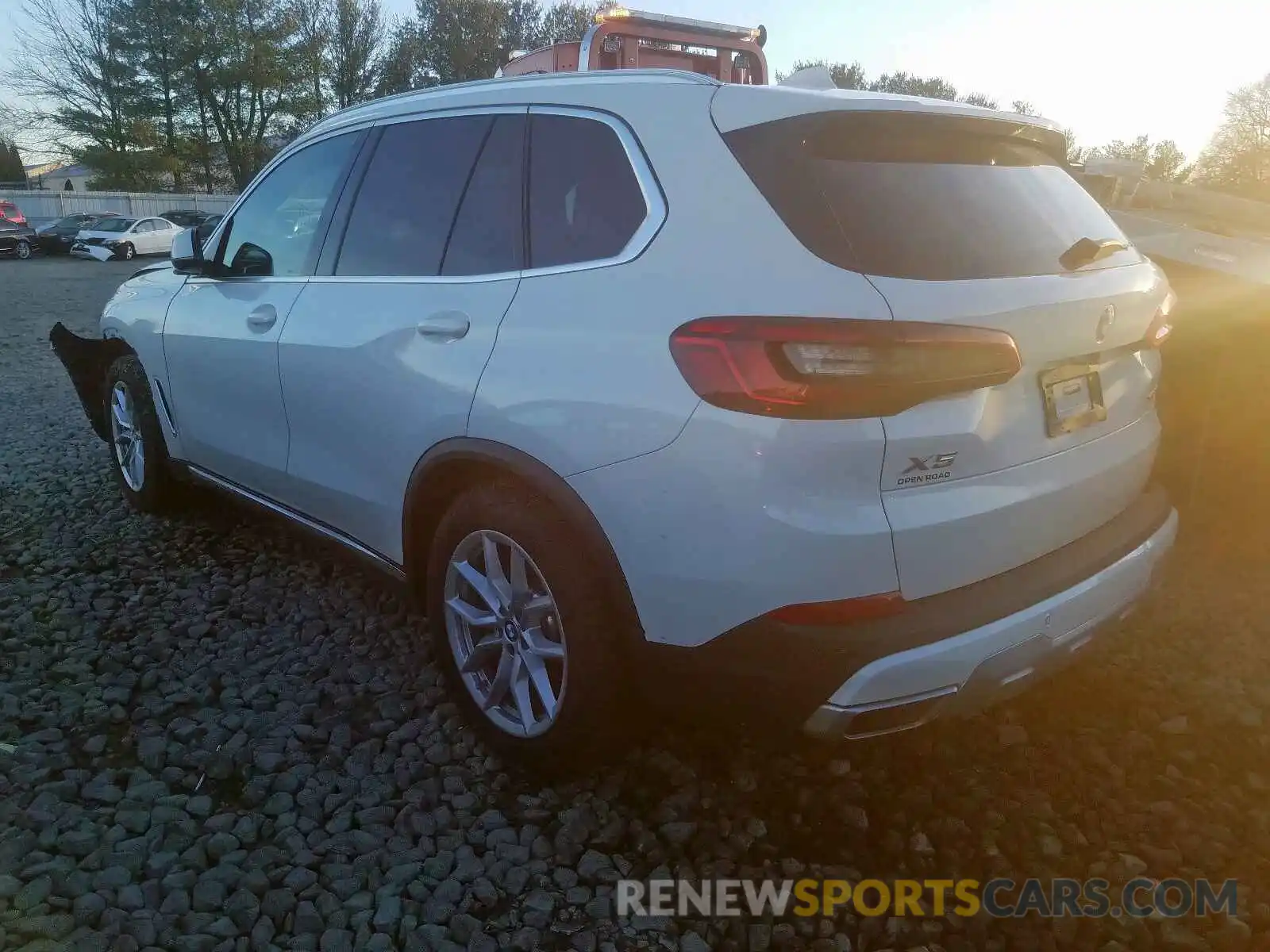 3 Photograph of a damaged car 5UXCR6C51KLK89953 BMW X5 2019