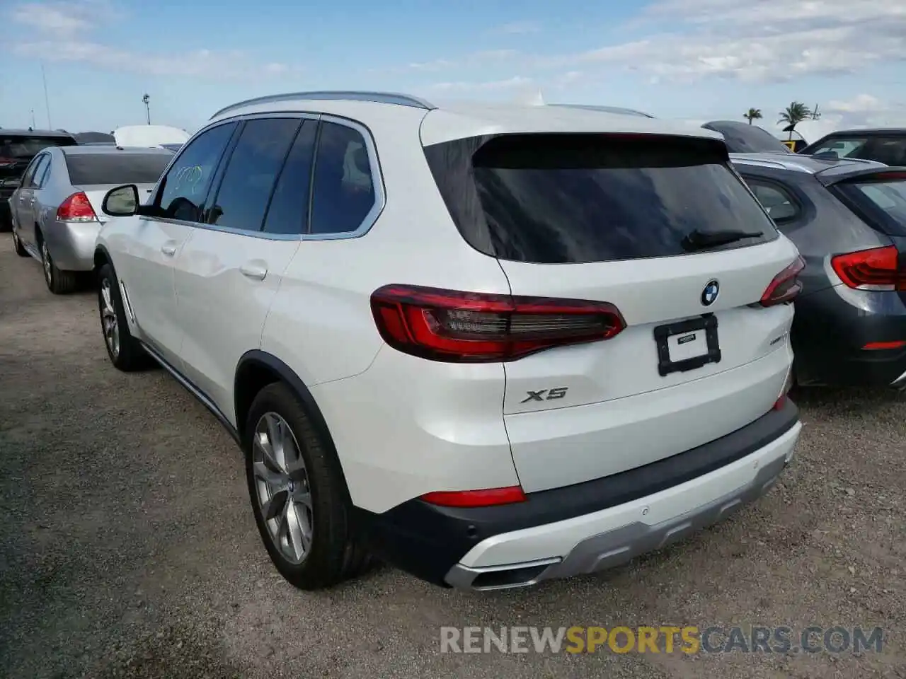 3 Photograph of a damaged car 5UXCR6C51KLL04354 BMW X5 2019