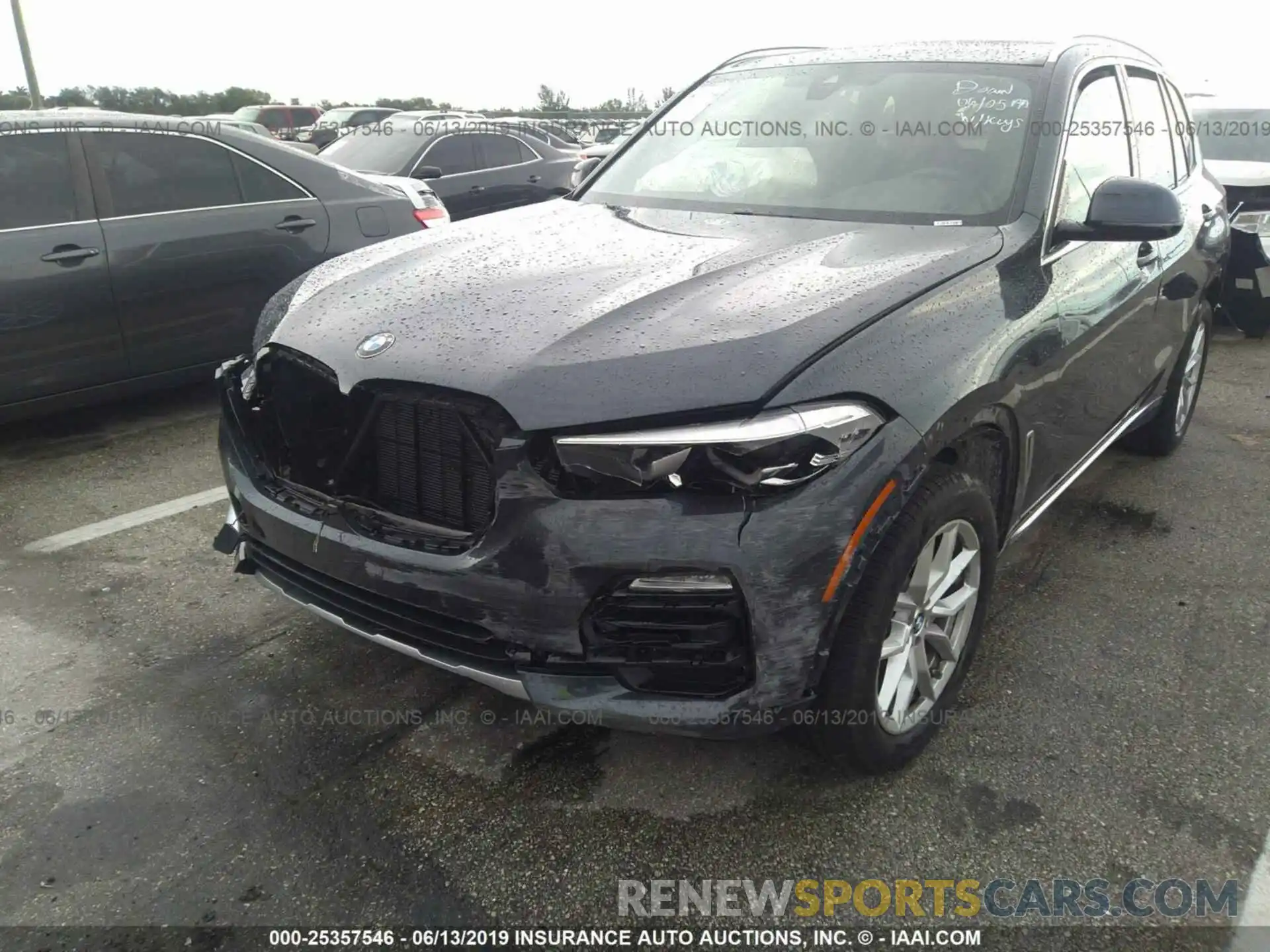 6 Photograph of a damaged car 5UXCR6C51KLL08906 BMW X5 2019