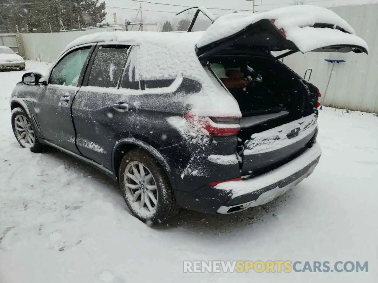 3 Photograph of a damaged car 5UXCR6C51KLL14253 BMW X5 2019