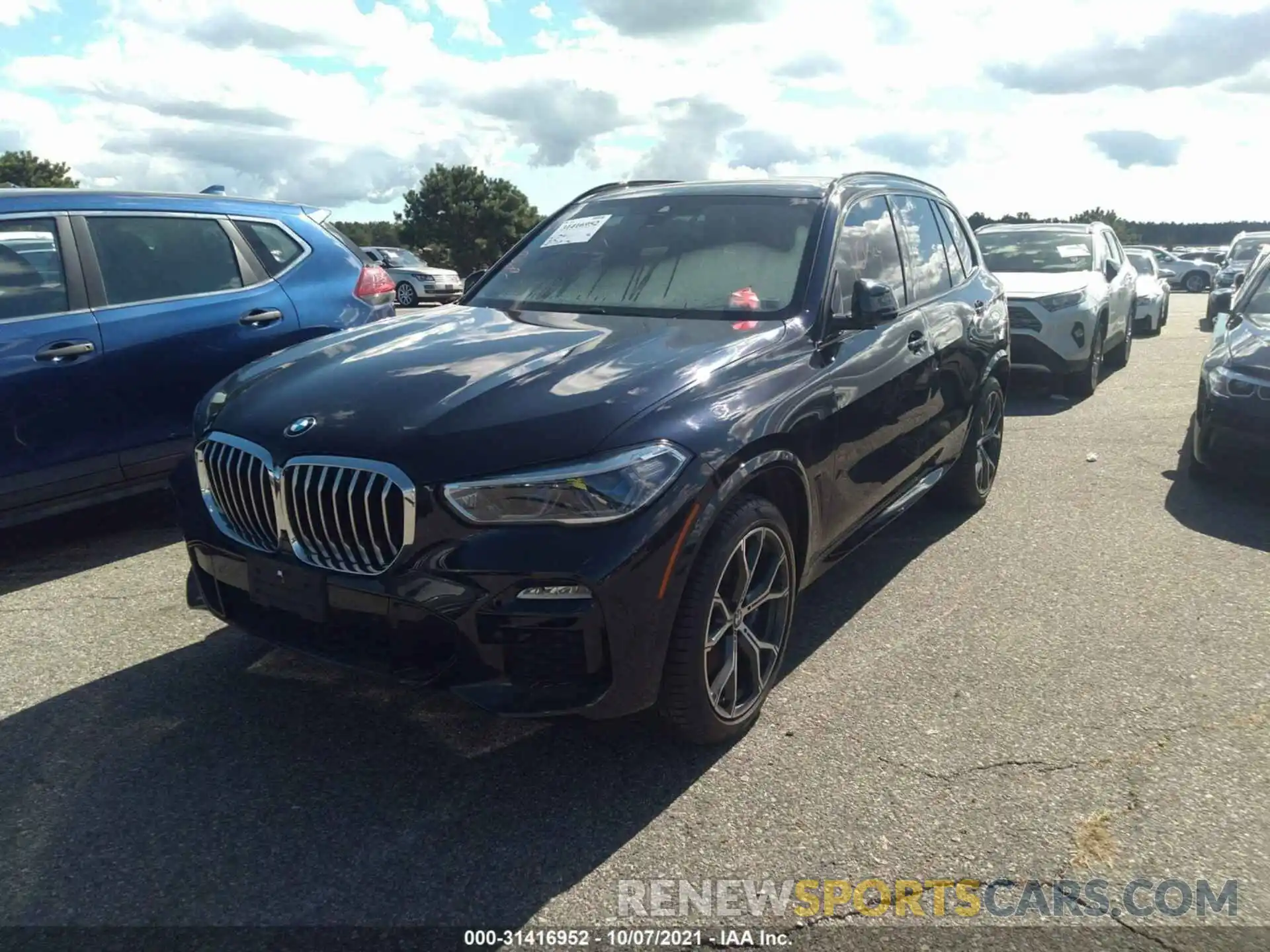 2 Фотография поврежденного автомобиля 5UXCR6C51KLL24023 BMW X5 2019