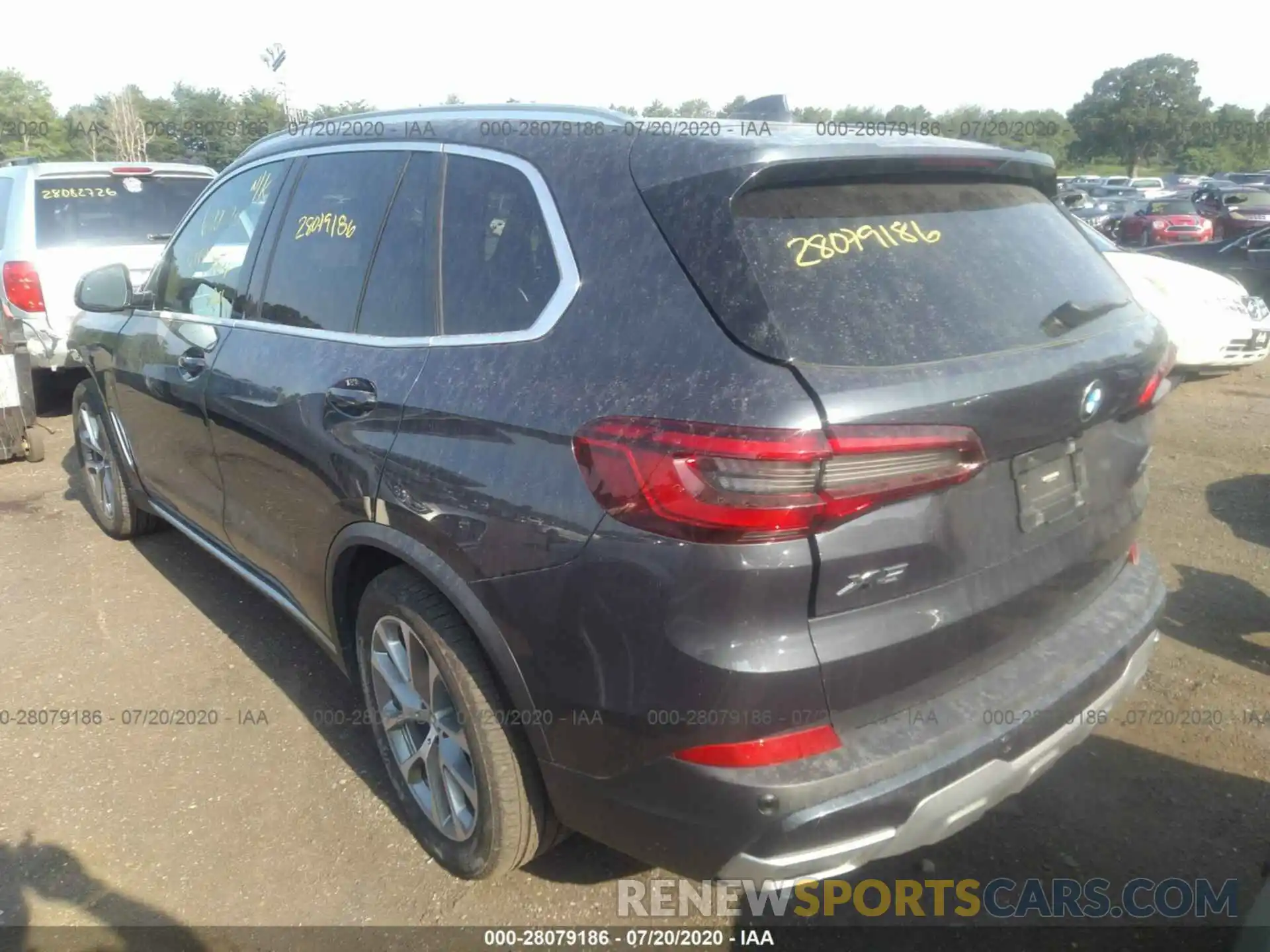 3 Photograph of a damaged car 5UXCR6C51KLL37998 BMW X5 2019