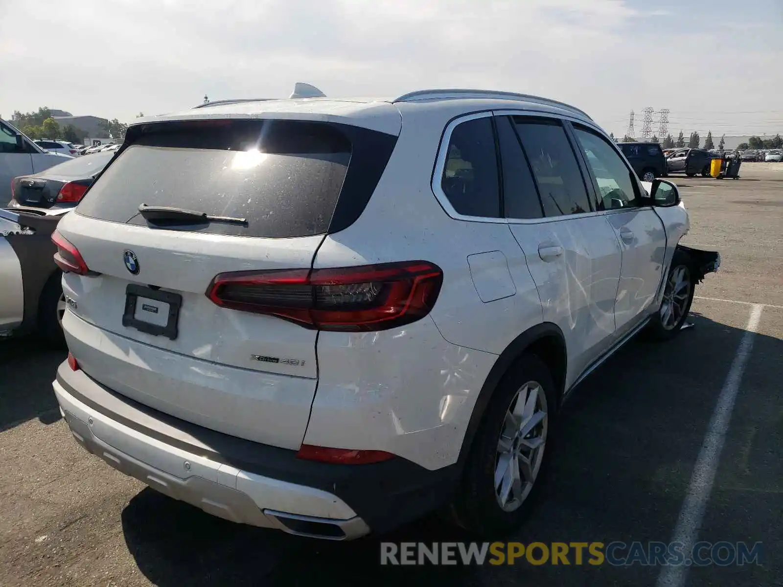 4 Photograph of a damaged car 5UXCR6C51KLL38519 BMW X5 2019