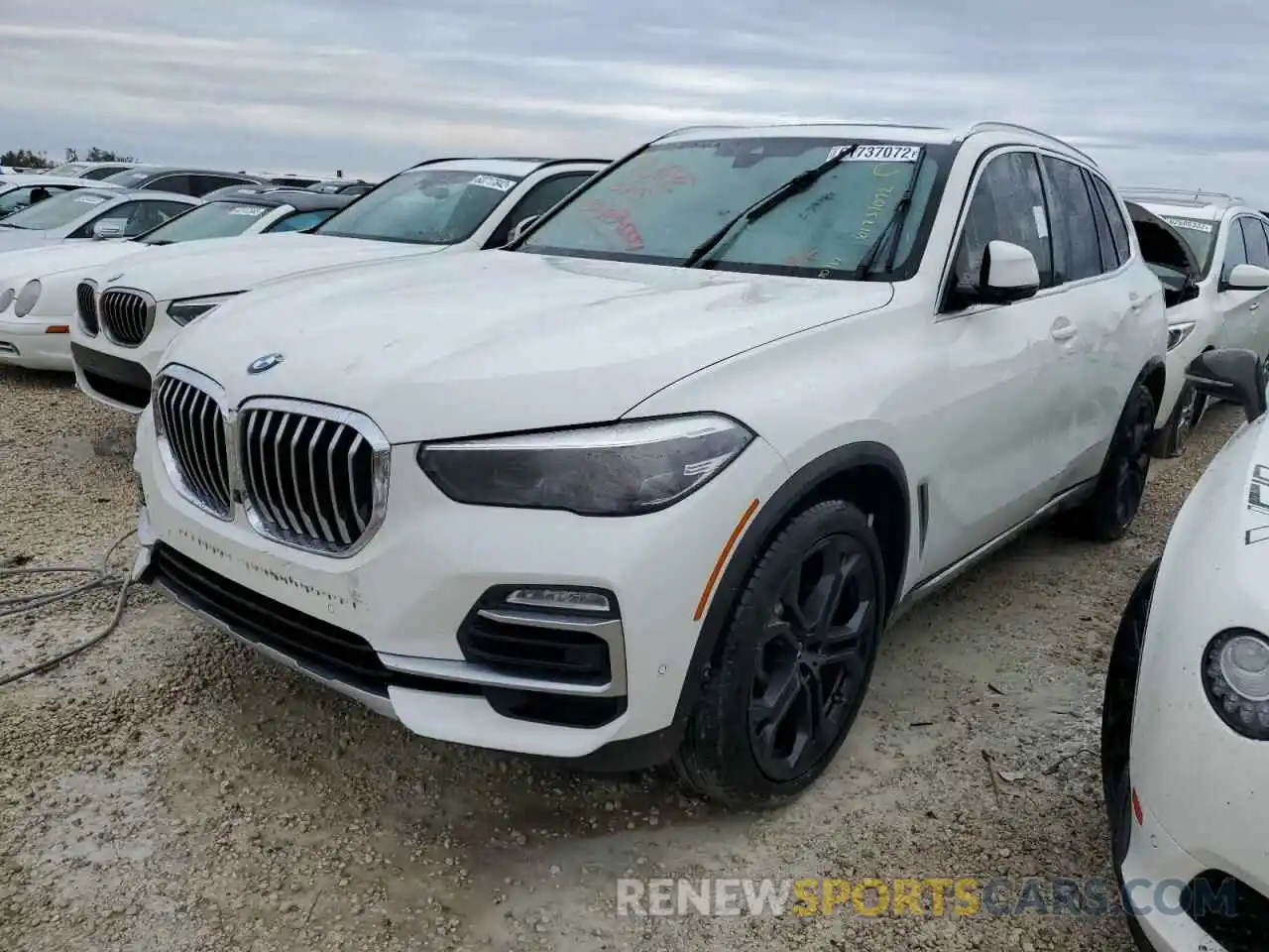 2 Фотография поврежденного автомобиля 5UXCR6C51KLL39184 BMW X5 2019