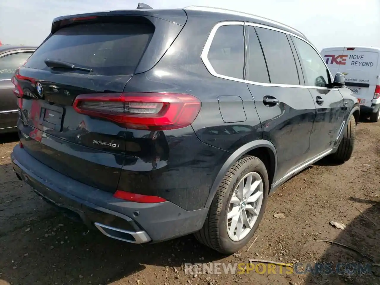 4 Photograph of a damaged car 5UXCR6C51KLL51237 BMW X5 2019