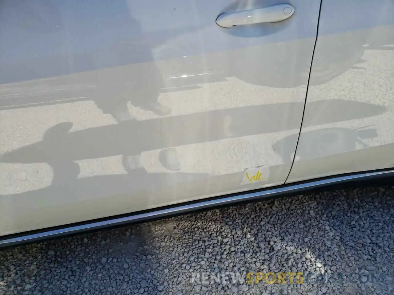 9 Photograph of a damaged car 5UXCR6C51KLL52260 BMW X5 2019