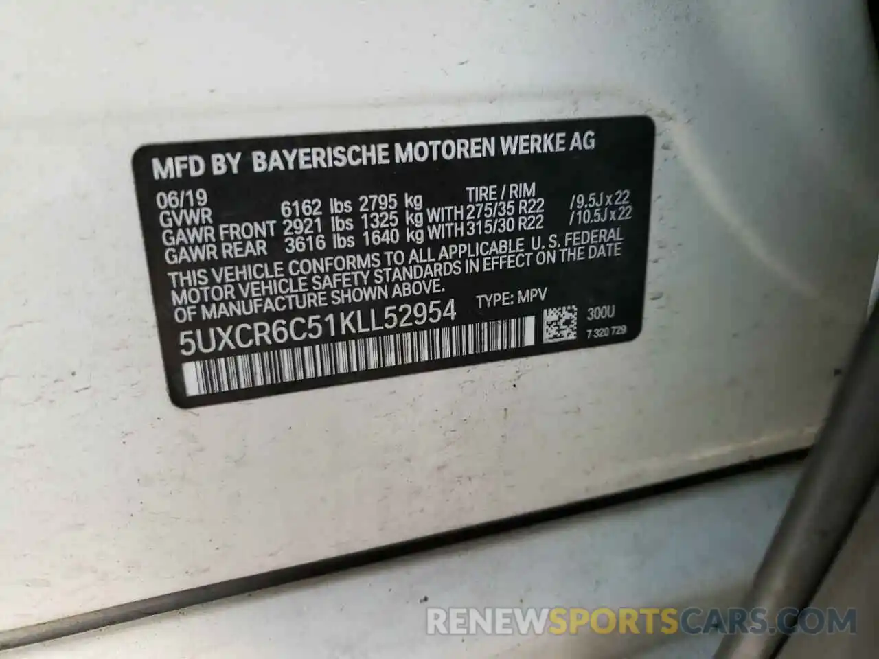 10 Photograph of a damaged car 5UXCR6C51KLL52954 BMW X5 2019