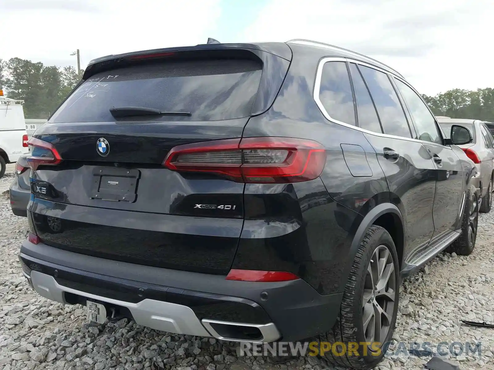 4 Photograph of a damaged car 5UXCR6C52KLB12363 BMW X5 2019