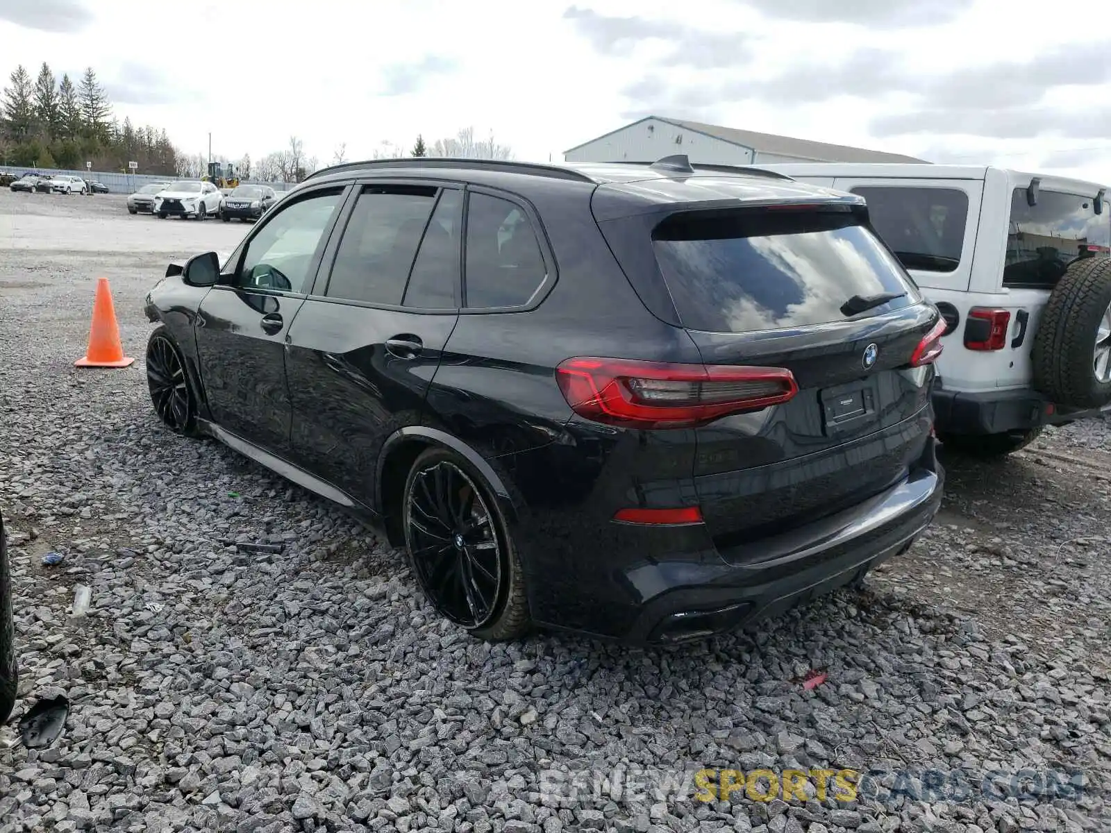 3 Photograph of a damaged car 5UXCR6C52KLB12492 BMW X5 2019