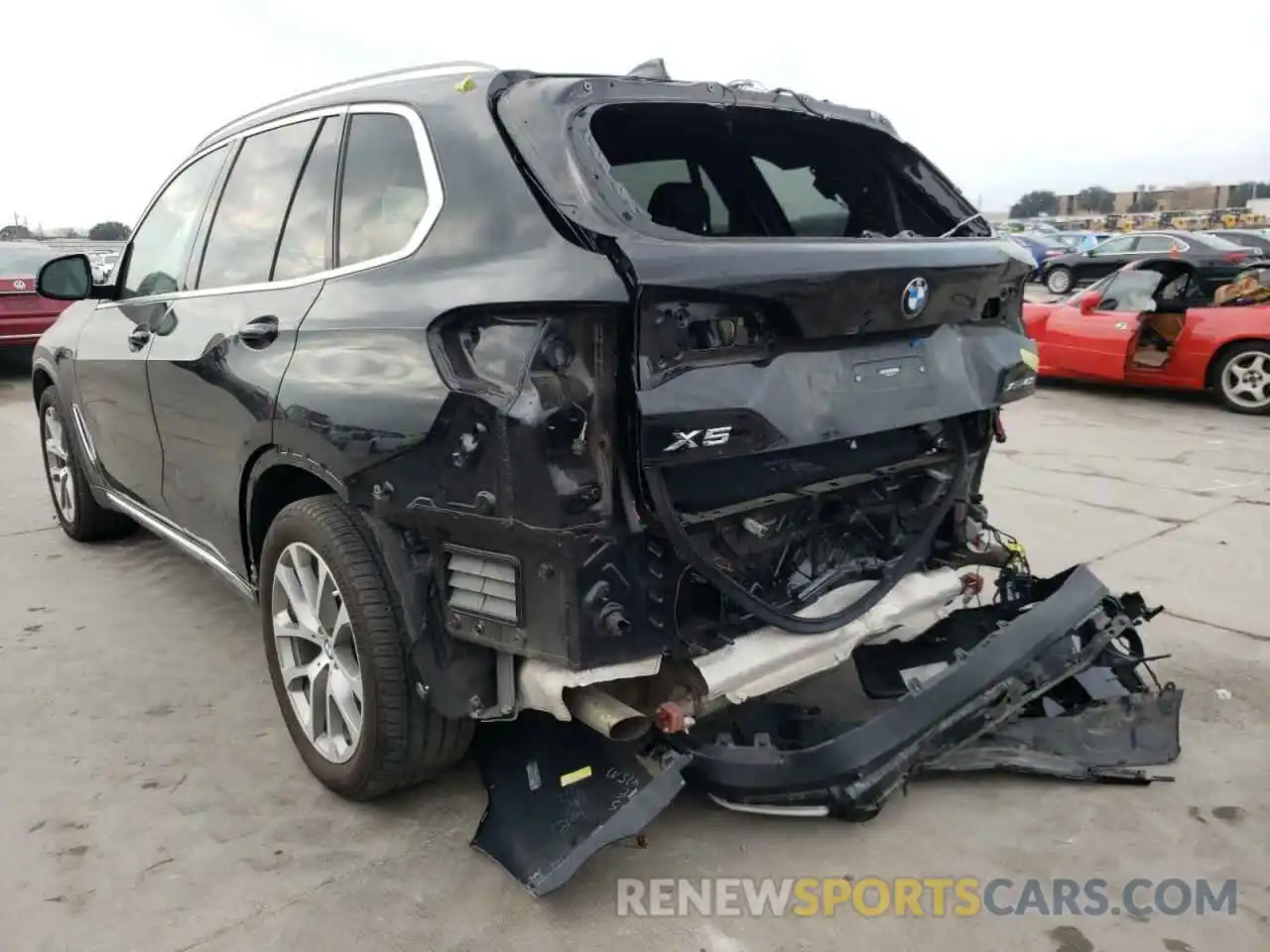 3 Photograph of a damaged car 5UXCR6C52KLK87015 BMW X5 2019