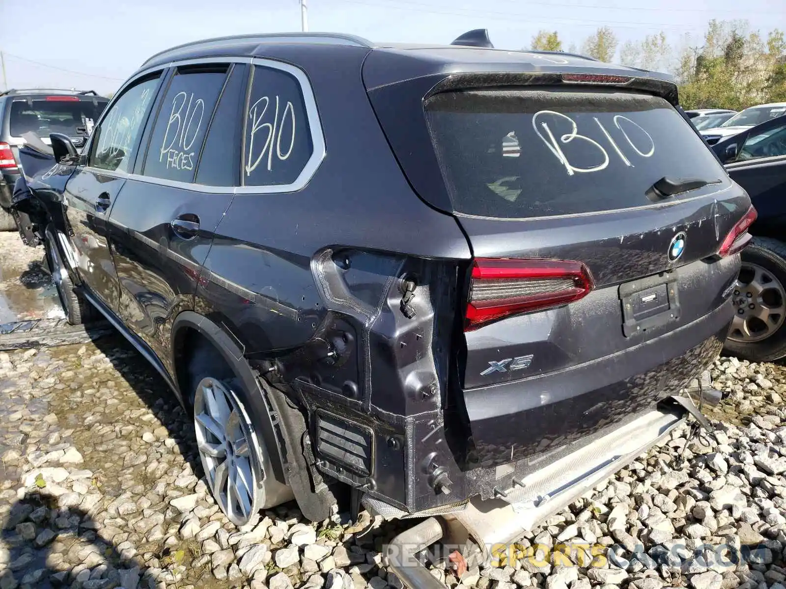 3 Photograph of a damaged car 5UXCR6C52KLK87127 BMW X5 2019