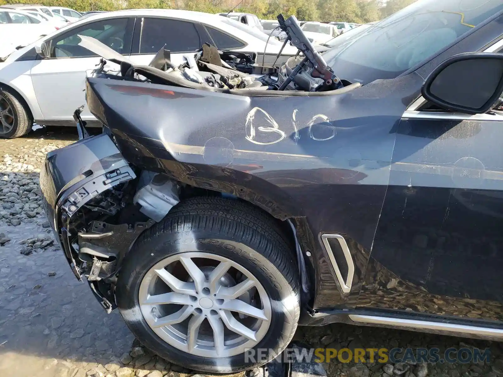 9 Photograph of a damaged car 5UXCR6C52KLK87127 BMW X5 2019