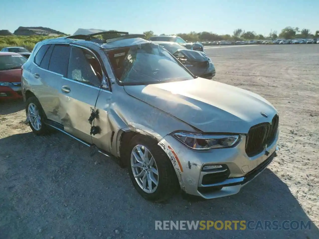 9 Photograph of a damaged car 5UXCR6C52KLK88231 BMW X5 2019