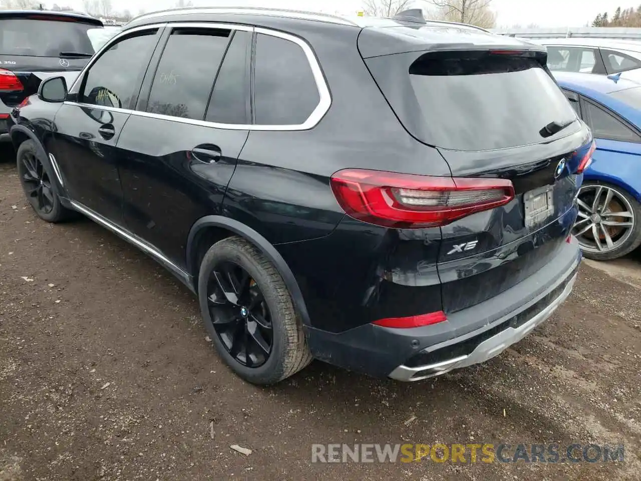 3 Photograph of a damaged car 5UXCR6C52KLL02550 BMW X5 2019