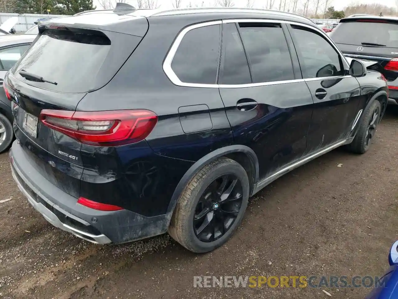 4 Photograph of a damaged car 5UXCR6C52KLL02550 BMW X5 2019