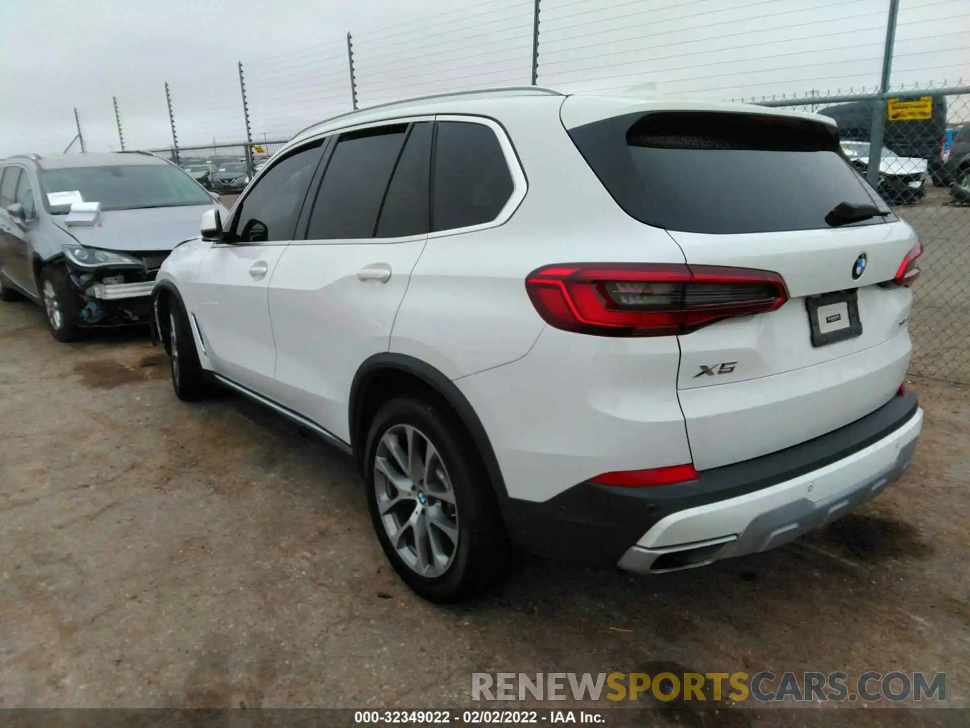 3 Фотография поврежденного автомобиля 5UXCR6C52KLL08591 BMW X5 2019