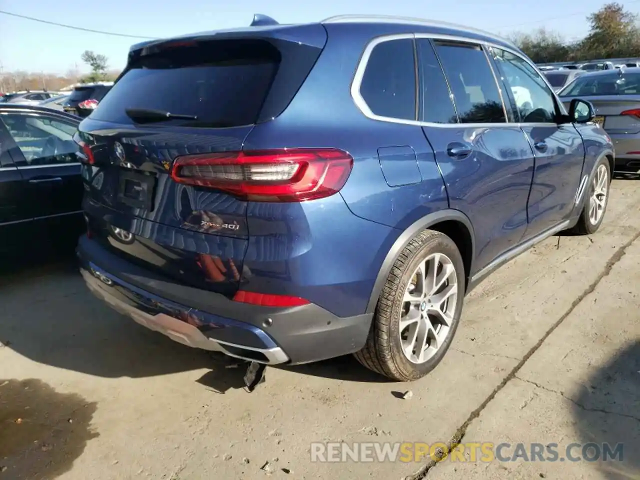 4 Photograph of a damaged car 5UXCR6C52KLL09255 BMW X5 2019