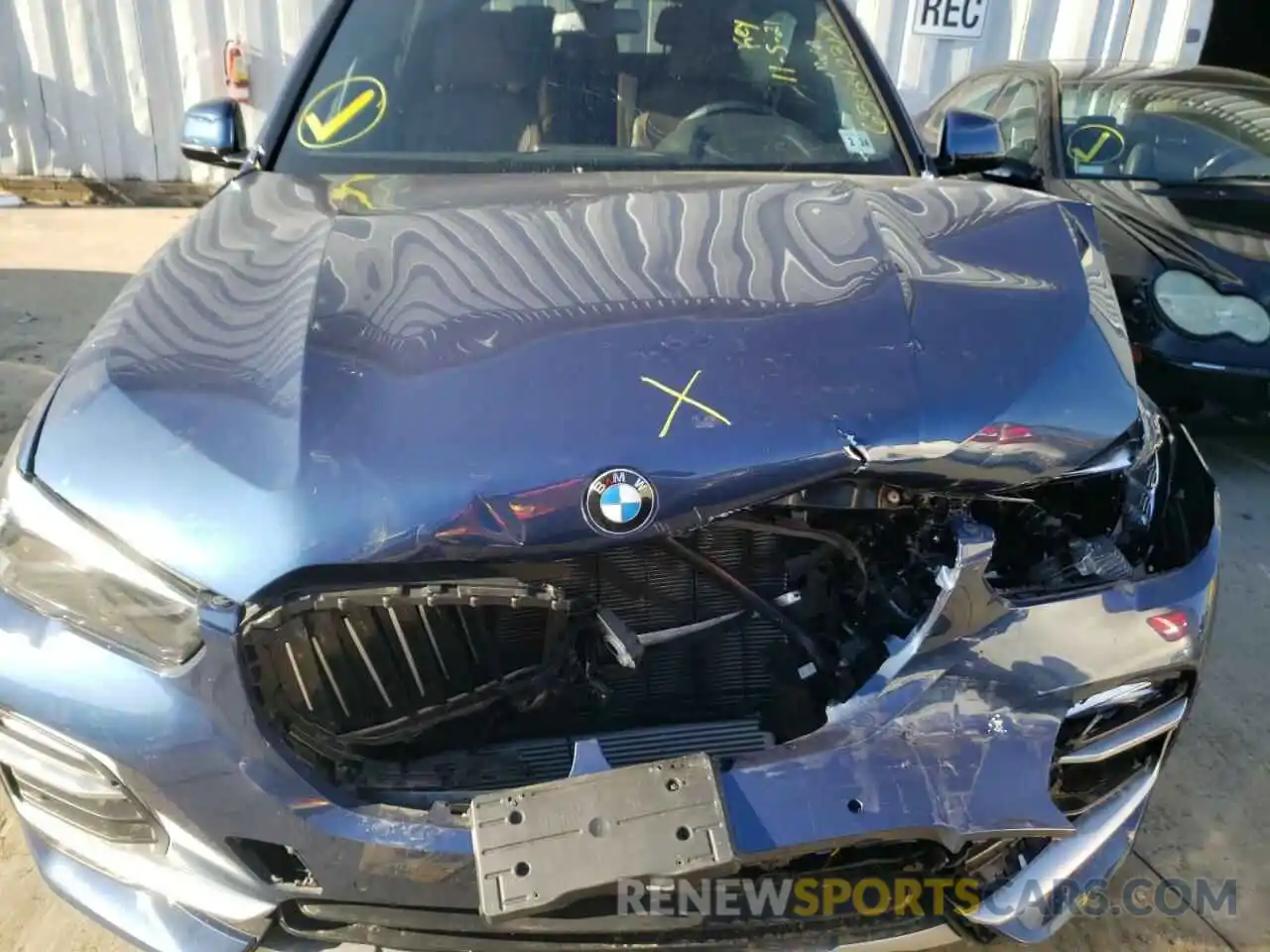 7 Photograph of a damaged car 5UXCR6C52KLL09255 BMW X5 2019