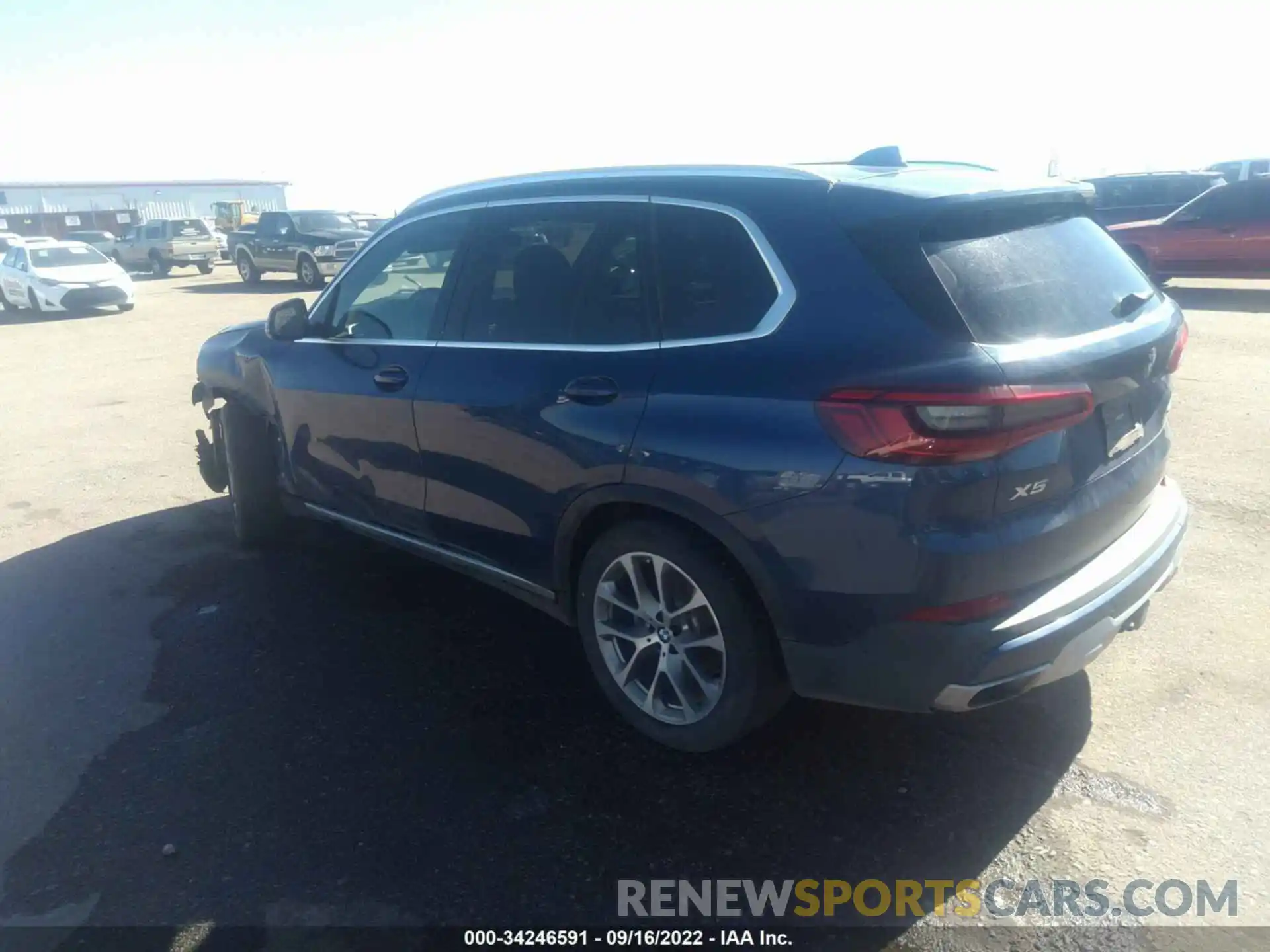 3 Photograph of a damaged car 5UXCR6C52KLL12429 BMW X5 2019