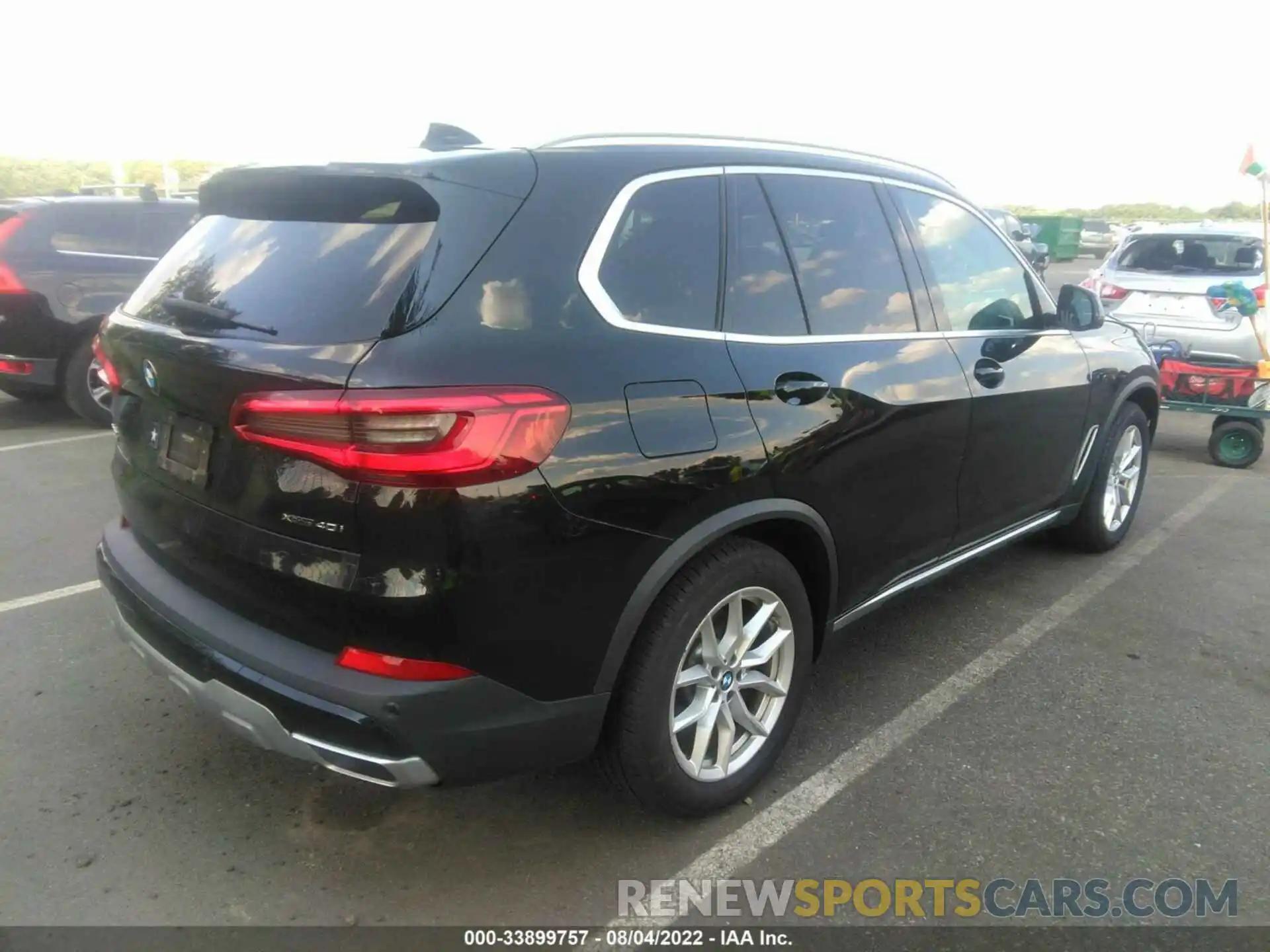 4 Photograph of a damaged car 5UXCR6C52KLL21759 BMW X5 2019