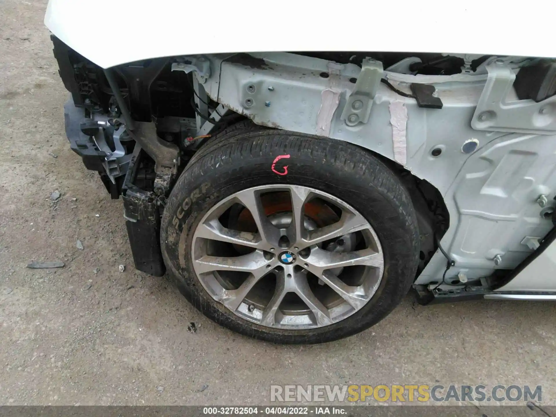 12 Photograph of a damaged car 5UXCR6C52KLL36455 BMW X5 2019