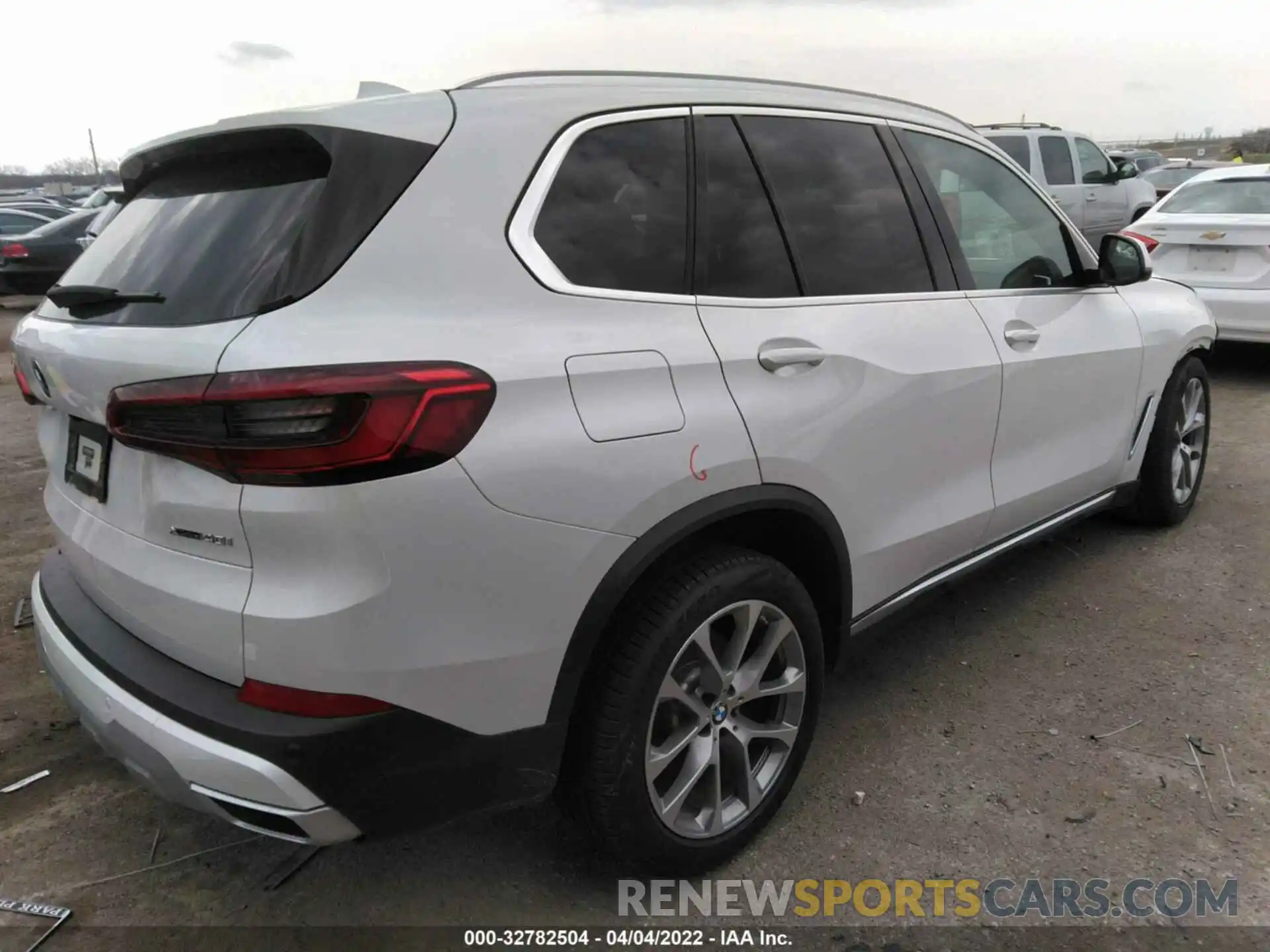 4 Фотография поврежденного автомобиля 5UXCR6C52KLL36455 BMW X5 2019